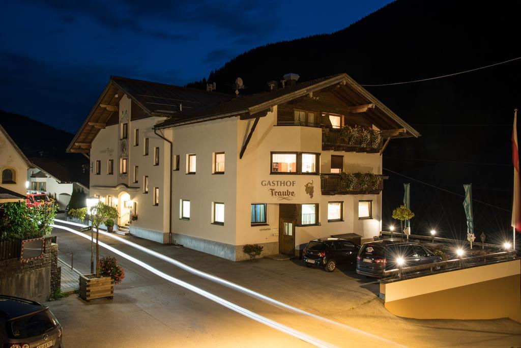 Hotel Traube Pettneu am Arlberg Dış mekan fotoğraf